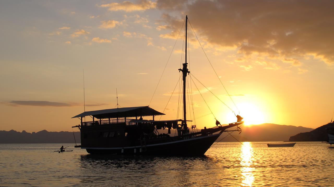Blue Marlin Dive Komodo Labuan Bajo Ngoại thất bức ảnh